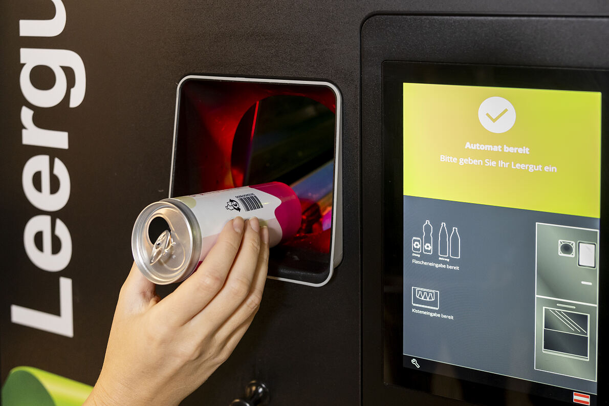 Metalldose mit Pfandlogo