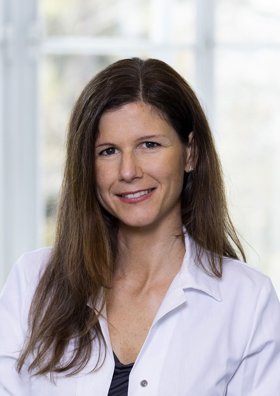 Univ.-Prof., MSc., MSc., Ph.D. Alice Assinger, Leiterin des LBI für Kardiovaskuläre Forschung der Ludwig Boltzmann Gesellschaft